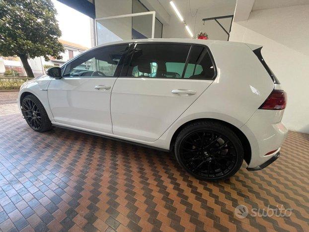 Volkswagen Golf 1.6 TDI 115 CV 5p. Sport Rline