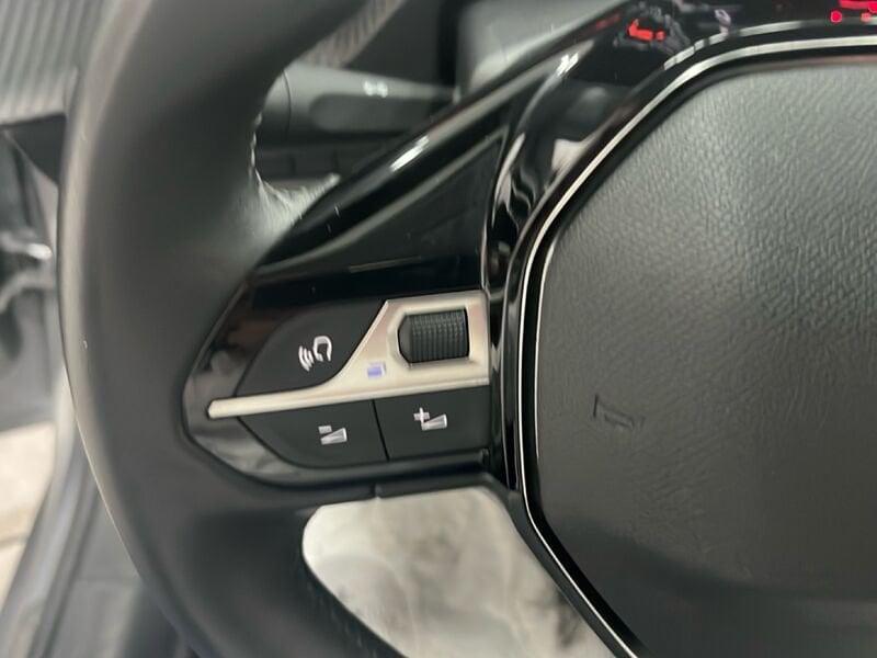 Peugeot 208 PureTech 75 S/S Style
