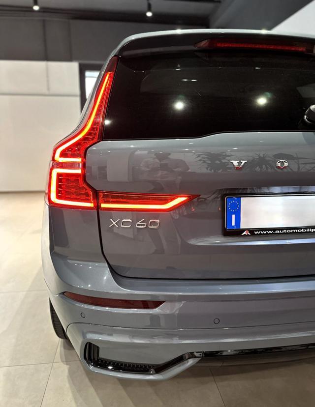 VOLVO XC60 B4 (d) 197cv Plus Dark Geartronic N1 Autocarro
