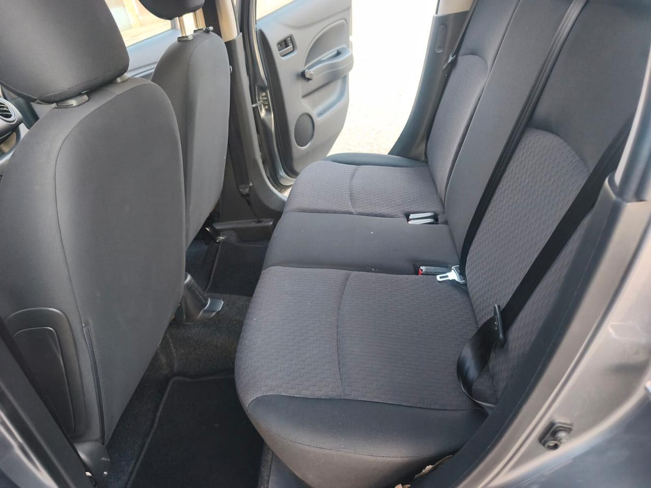 Mitsubishi Space Star 2016--1.0 Benzina Neopatentati