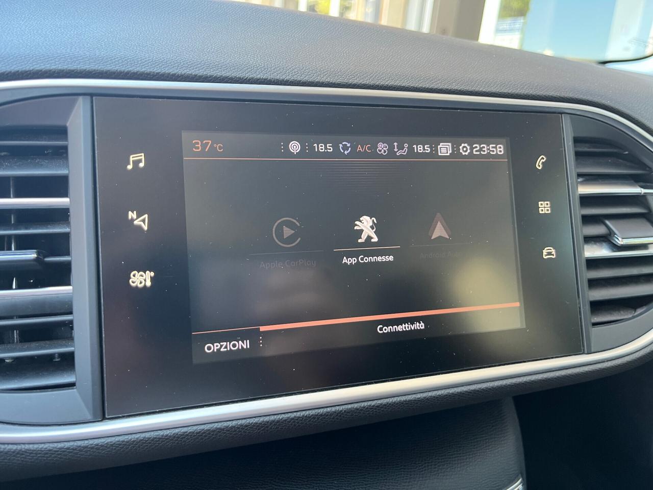 Peugeot 308 BlueHDi 130 S&S SW Allure