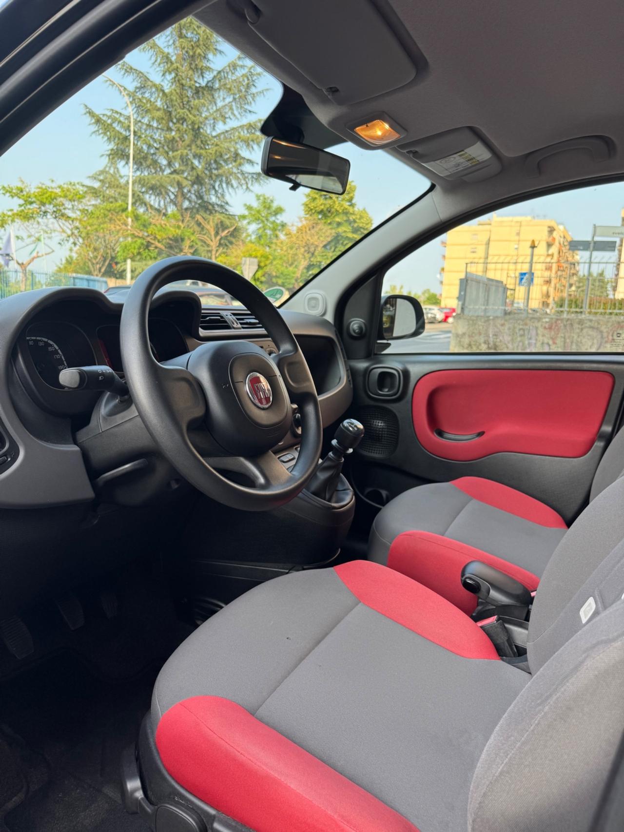 Fiat-Panda-1.2-benzina-69cv-54.000km-neopatentati-ottimo!
