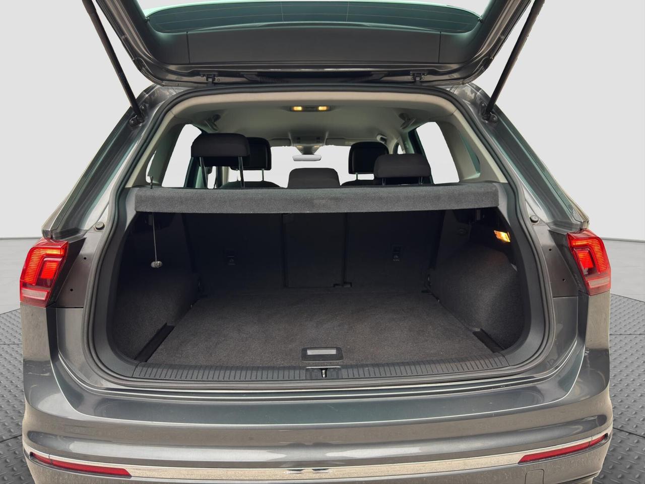 Volkswagen Tiguan 2.0 tdi 150cv Sport automatica 2019