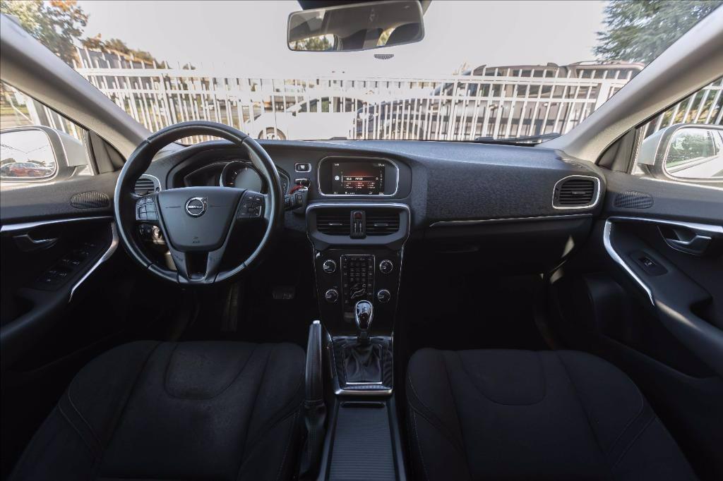 VOLVO V40 2.0 d2 Kinetic geartronic del 2016