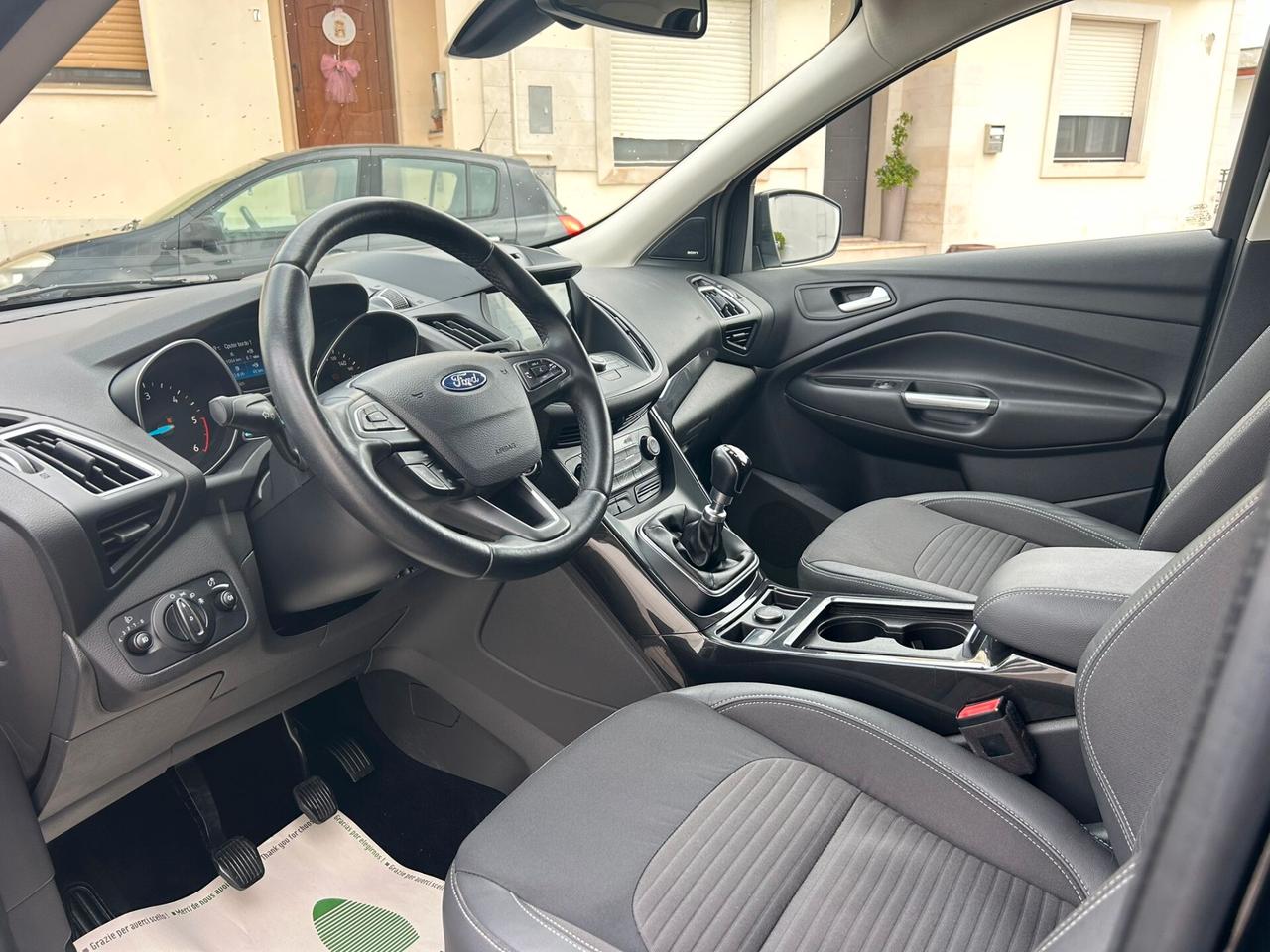 Ford Kuga 1.5 TDCI 120 Cv TITANIUM NAVI/RET-2018