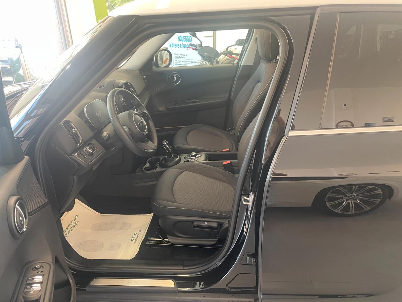 Mini 1.5 Cooper Countryman Automatica NEOPATENTATI