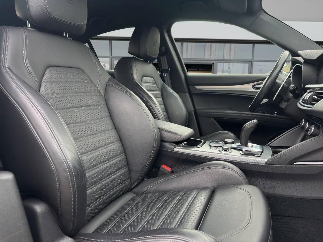 Alfa Romeo Stelvio 2.2 t Veloce Q4 210cv AUTOM con Telecam e CarPlay