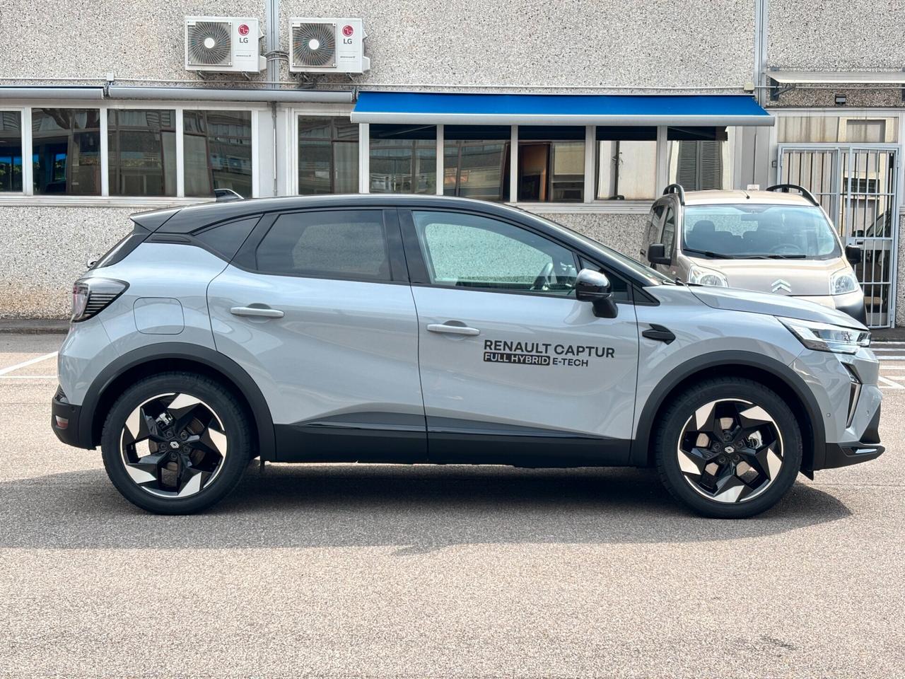Renault CAPTUR TECHNO FULL HYBRID E-TECH 145CV