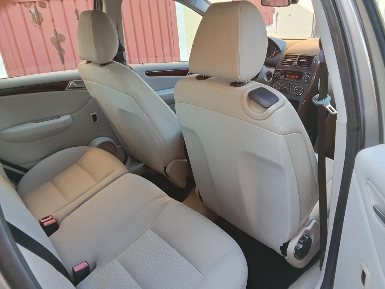 Mercedes-benz A 150~NEOPAT~150.000~GARANZIA~2006