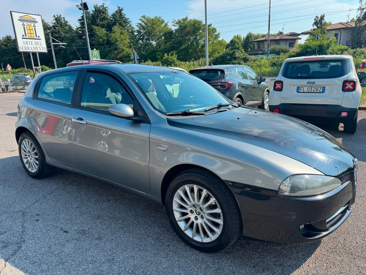 Alfa Romeo 147 1.6 16V TS (105) 5 porte Distinctive * gpl * -meccanica da rivedere- no garanzia - commercianti