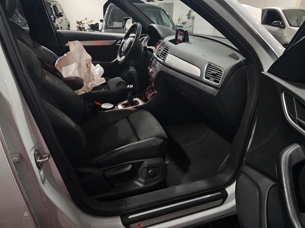 NUOVA AUDI Q3 S-LINE IDENTITY BLACK S-TRONIC 2.0 TDI 150CV QUATTRO