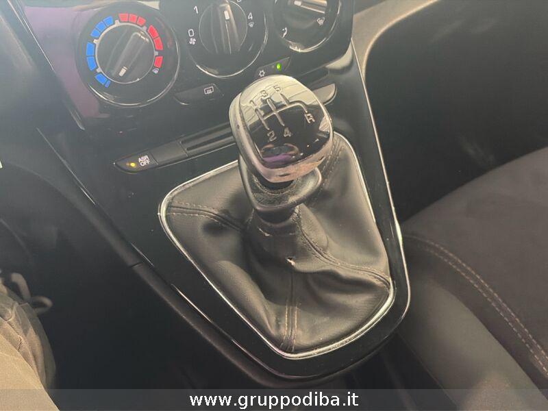 Lancia Ypsilon III 2011 Benzina 1.2 8v silver 69cv