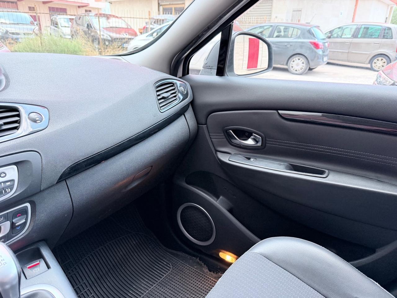 Renault Scénic X-Mod 1.5 dCi 110CV EDC Luxe