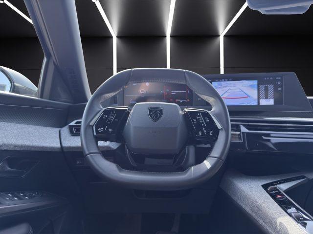 PEUGEOT 5008 Hybrid 136 e-DCS6 Allure