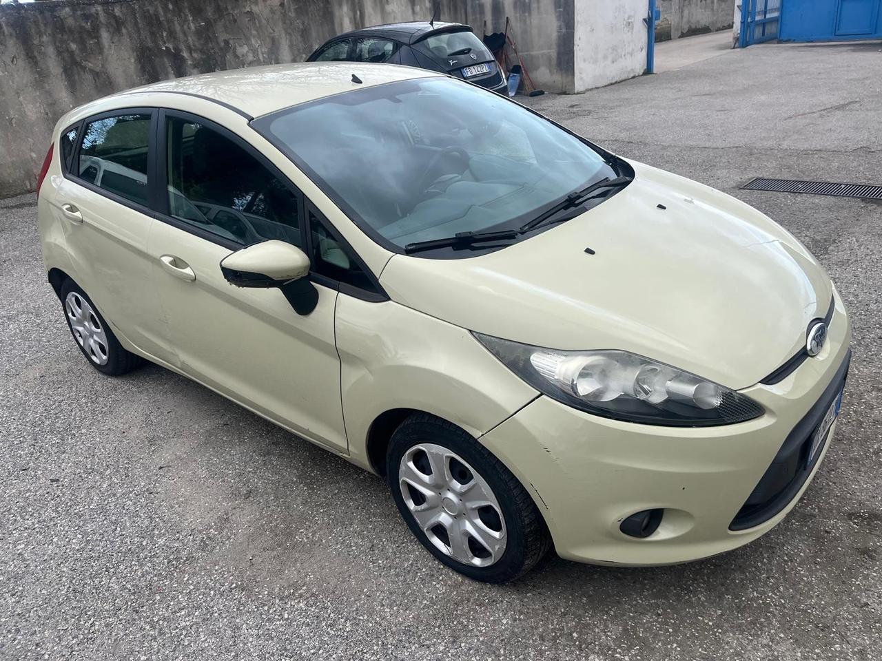 Ford Fiesta 5P-1.4 gpl-Full-2009