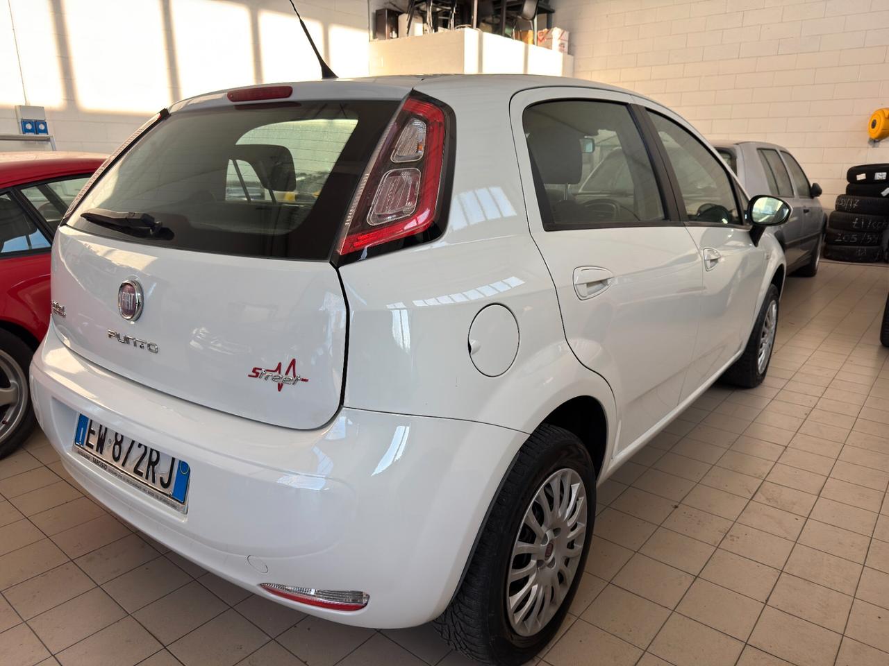 Fiat Punto 1.4 77CV METANO 8V 5 porte Natural Power Lounge