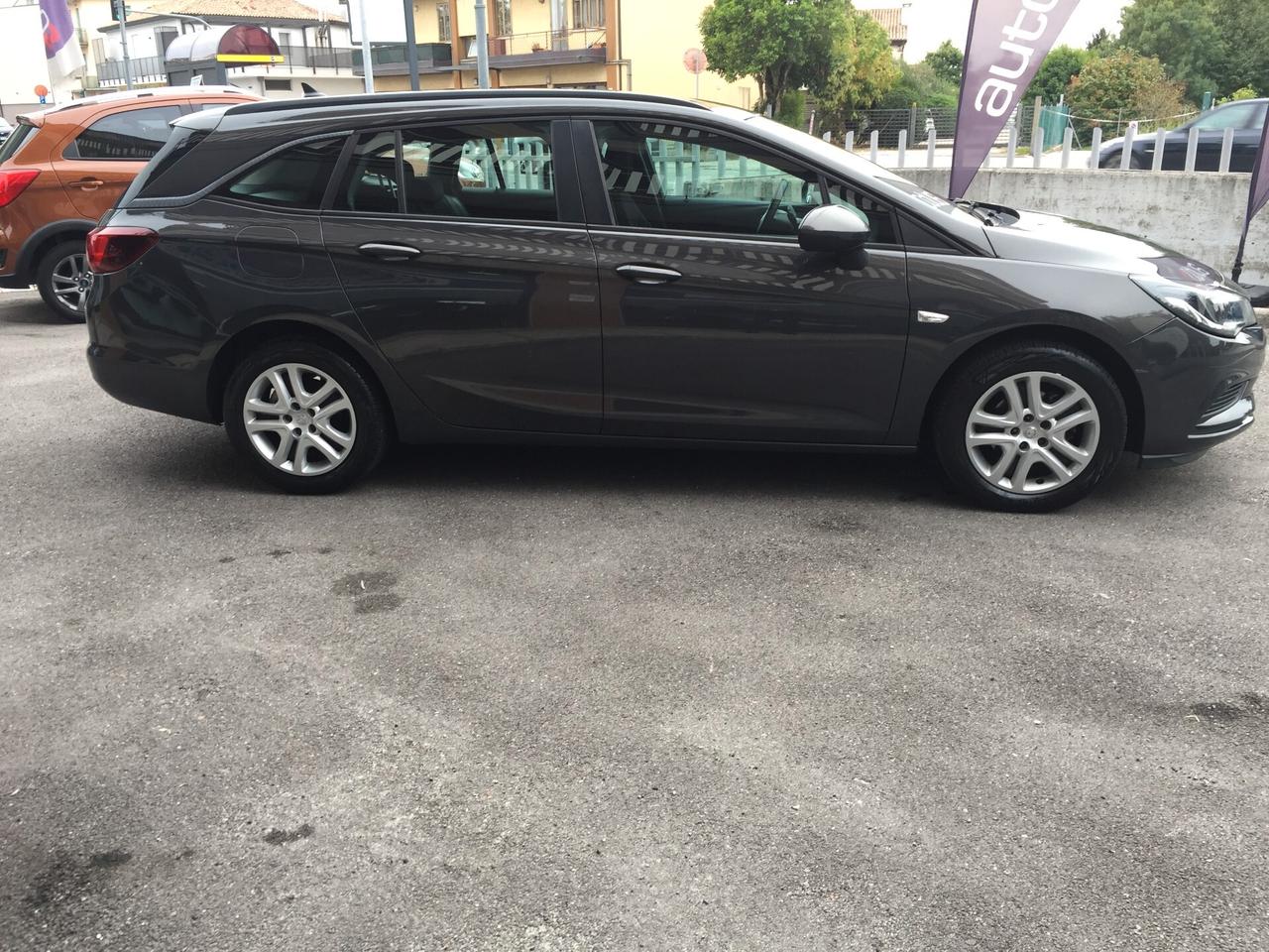 Opel Astra 1.4 100CV Sports Tourer Elective