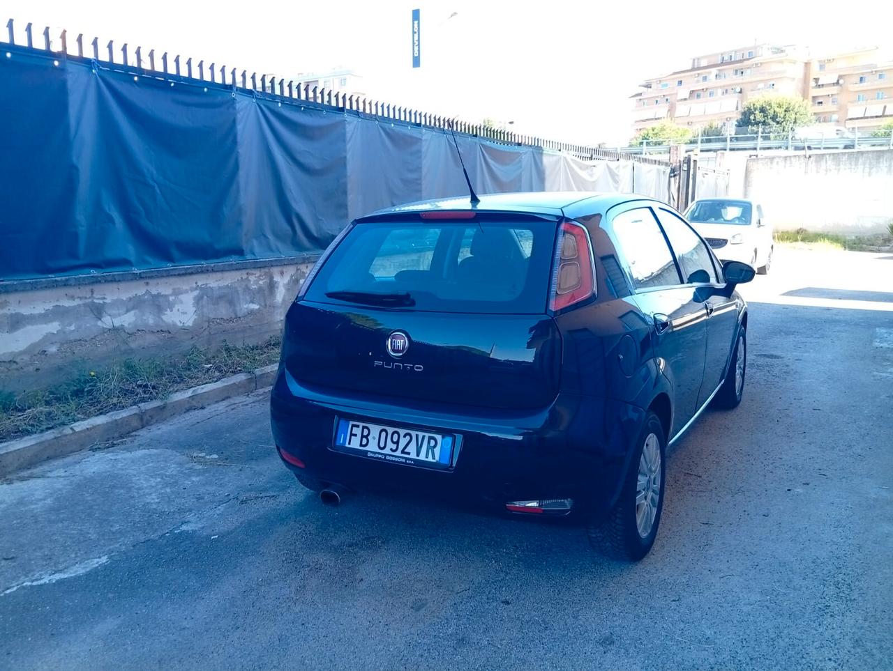 Fiat Punto 2015 1.2benz LOUNGE unico proprietario con