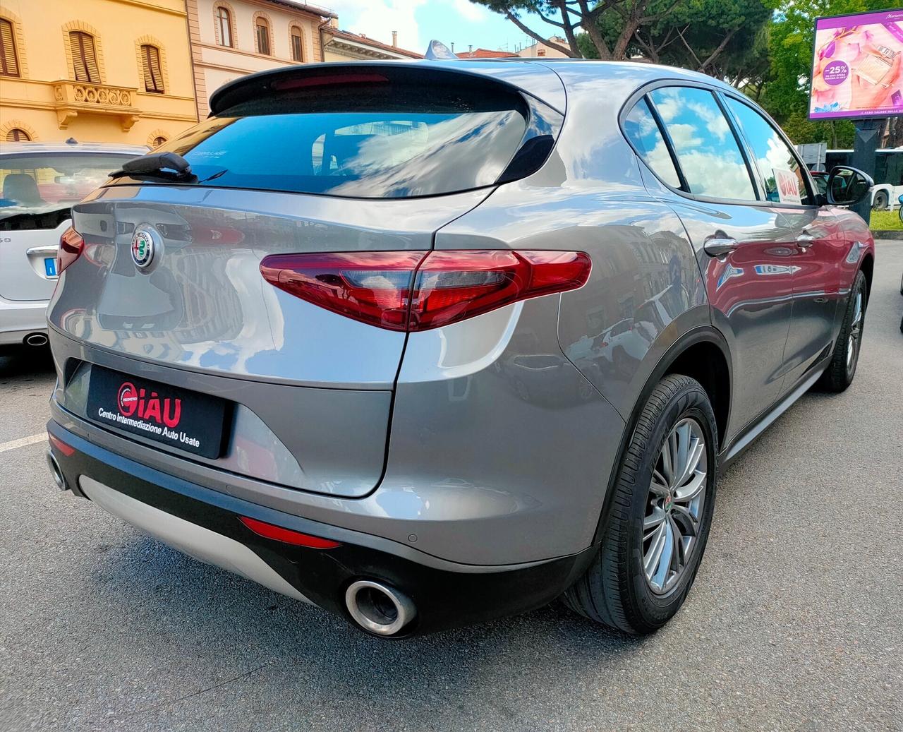 Alfa Romeo Stelvio 2.2 Turbodiesel AT8 Q4 Business