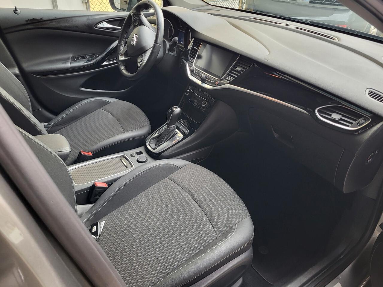 Opel Astra 1.6 CDTi 136CV Sports Tourer AUTOMATICA