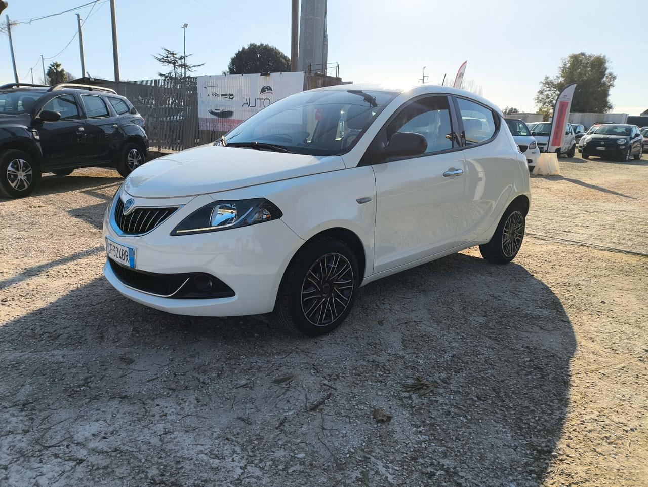 Lancia Ypsilon 1.2 69 CV 5 porte GPL Ecochic Gold
