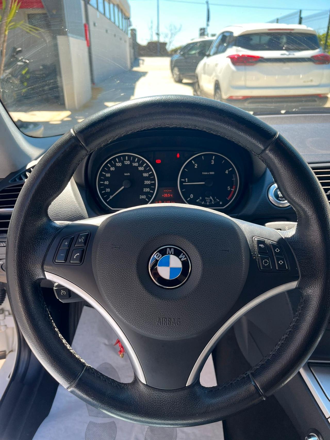 Bmw 118 118d 2.0 143CV cat 5 porte Futura DPF