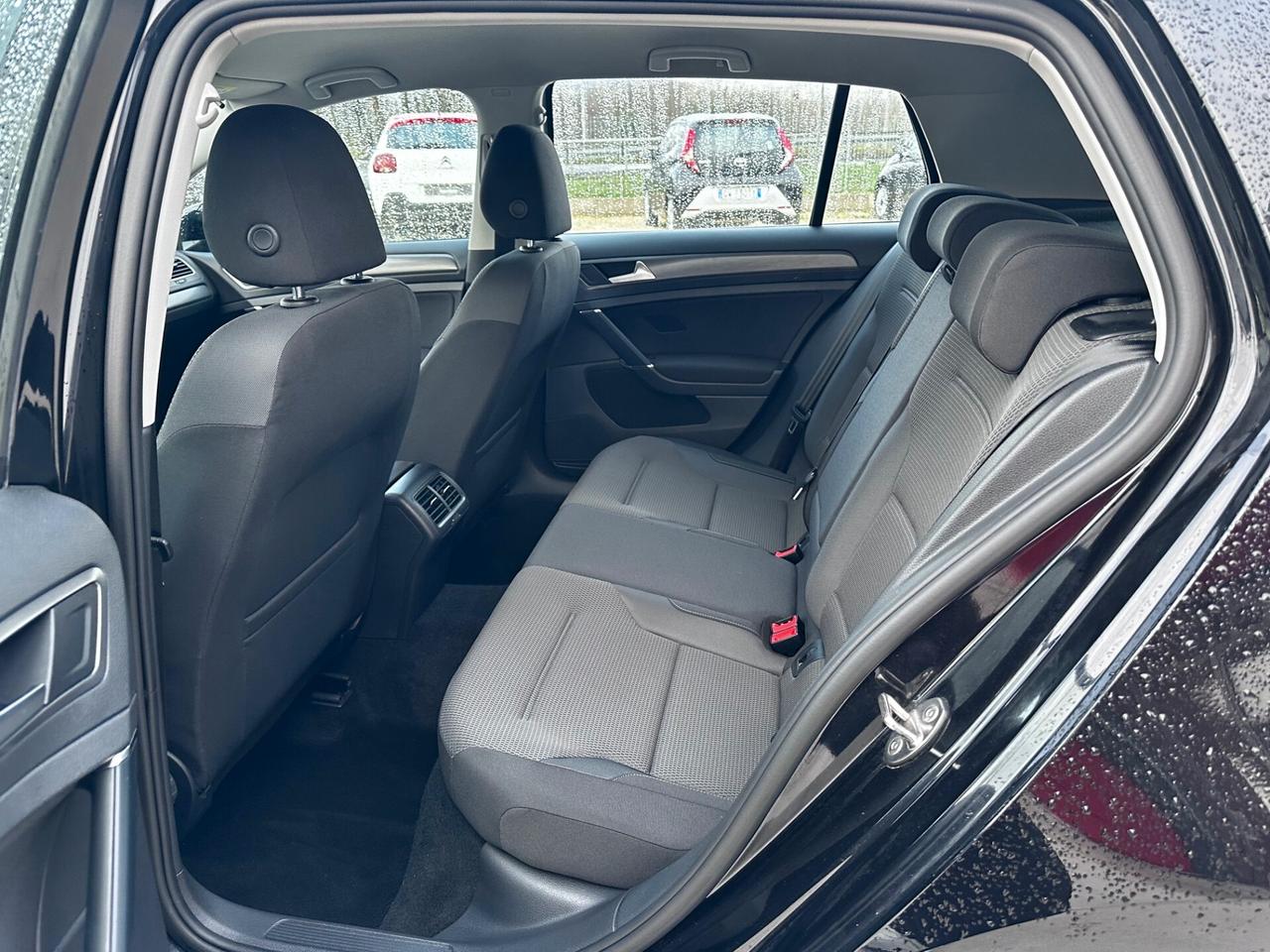 Volkswagen Golf 1.5 TGI 130CV DSG HIGHLINE