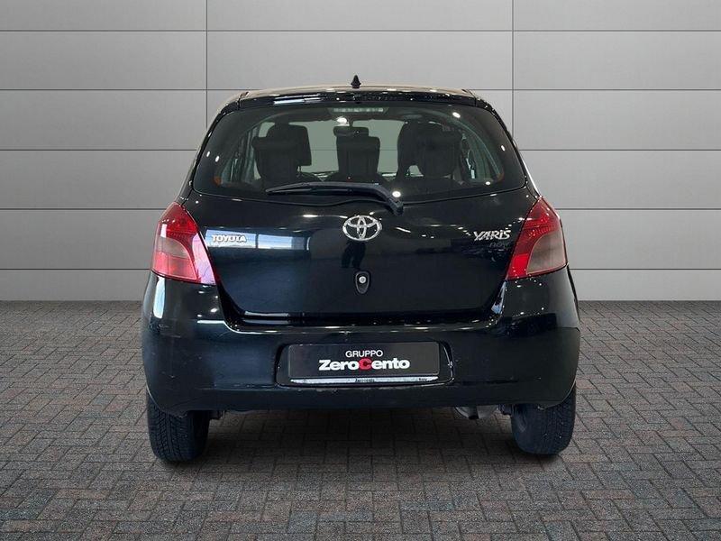 Toyota Yaris Yaris 5p 1.0