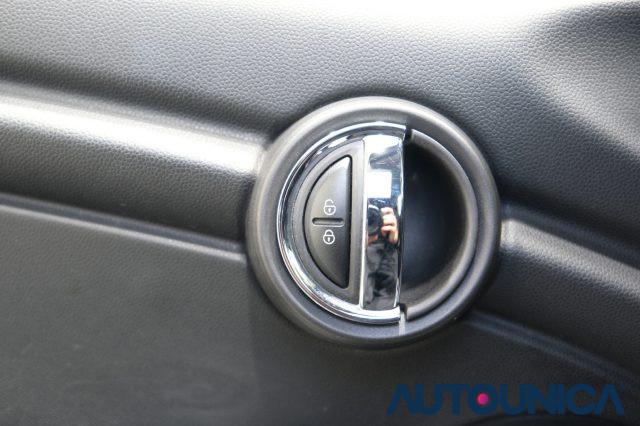 MINI Cooper 1.5 HYPE 5 PORTE AUTOMATICA UNION JACK FULL LED