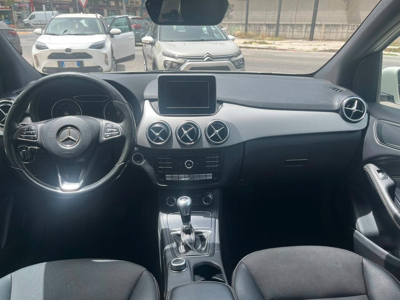 Mercedes-benz B 200 d Business
