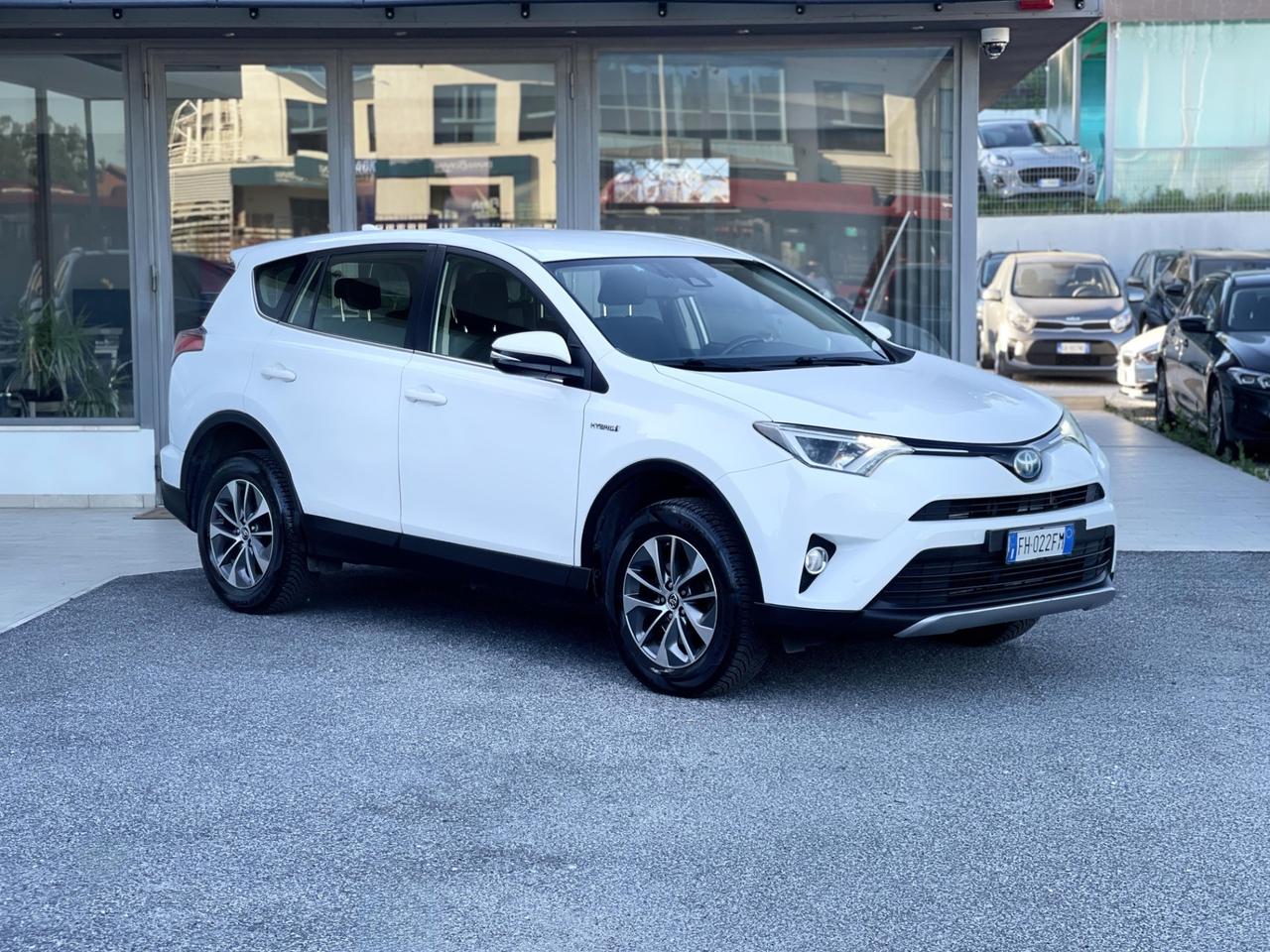 Toyota RAV 4 2.5 Hybrid 155CV E6 - 2017