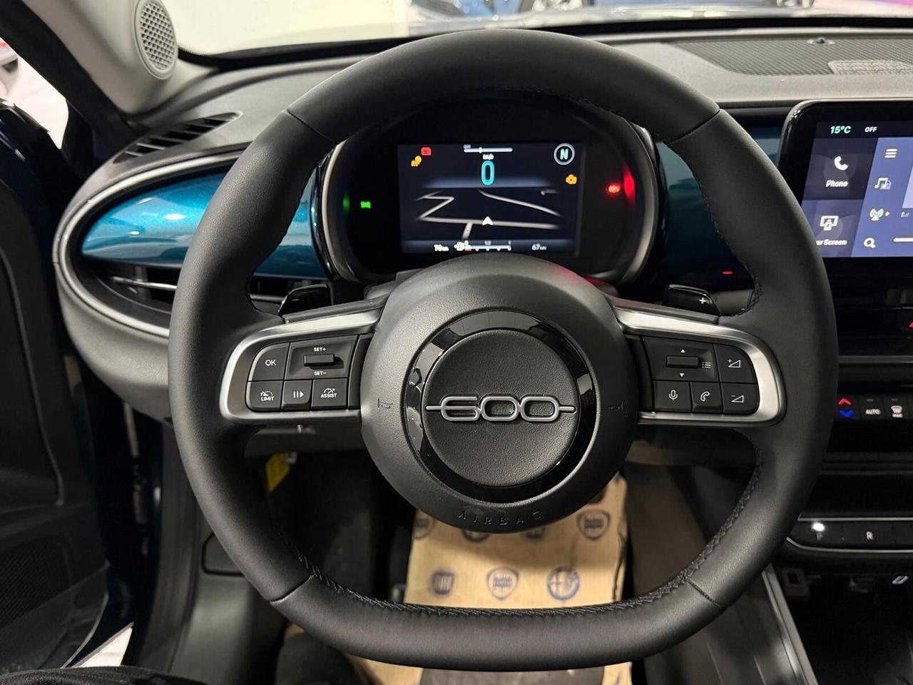 Fiat 600 Hybrid 110 CV SERIE SPECIALE 2025