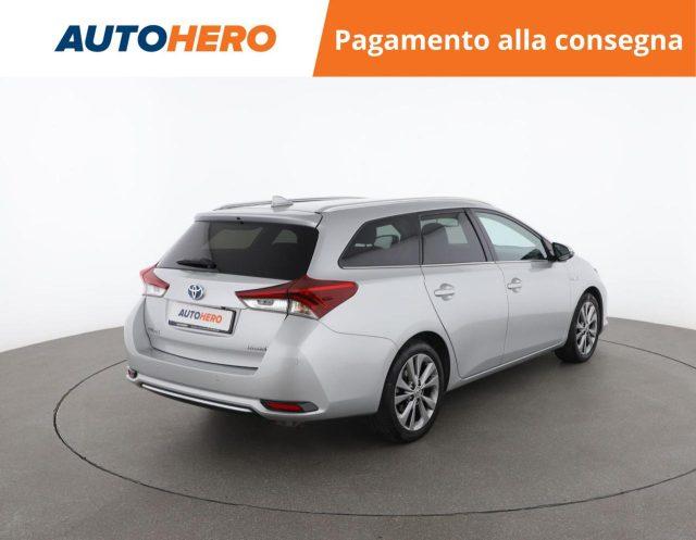 TOYOTA Auris Touring Sports 1.8 Hybrid Lounge