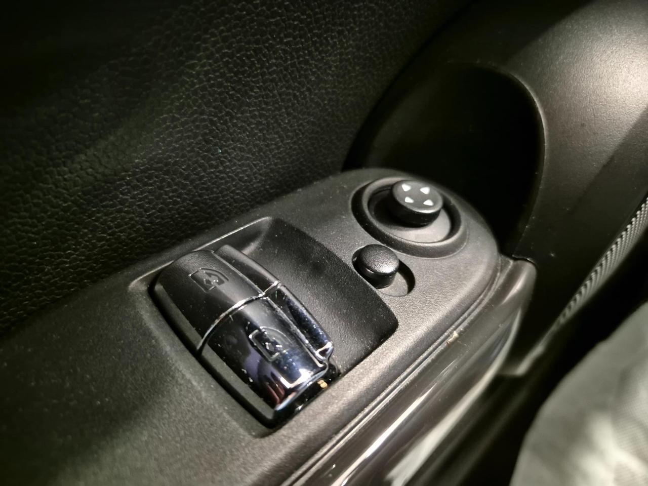 Mini Mini 3 Porte Mini 3p 1.5 One First 75cv - NEOPATENTATI