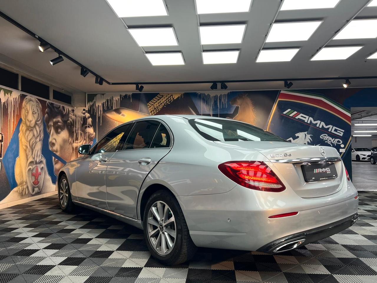 Mercedes-Benz E 220 E 220d Sport 4matic auto (338)