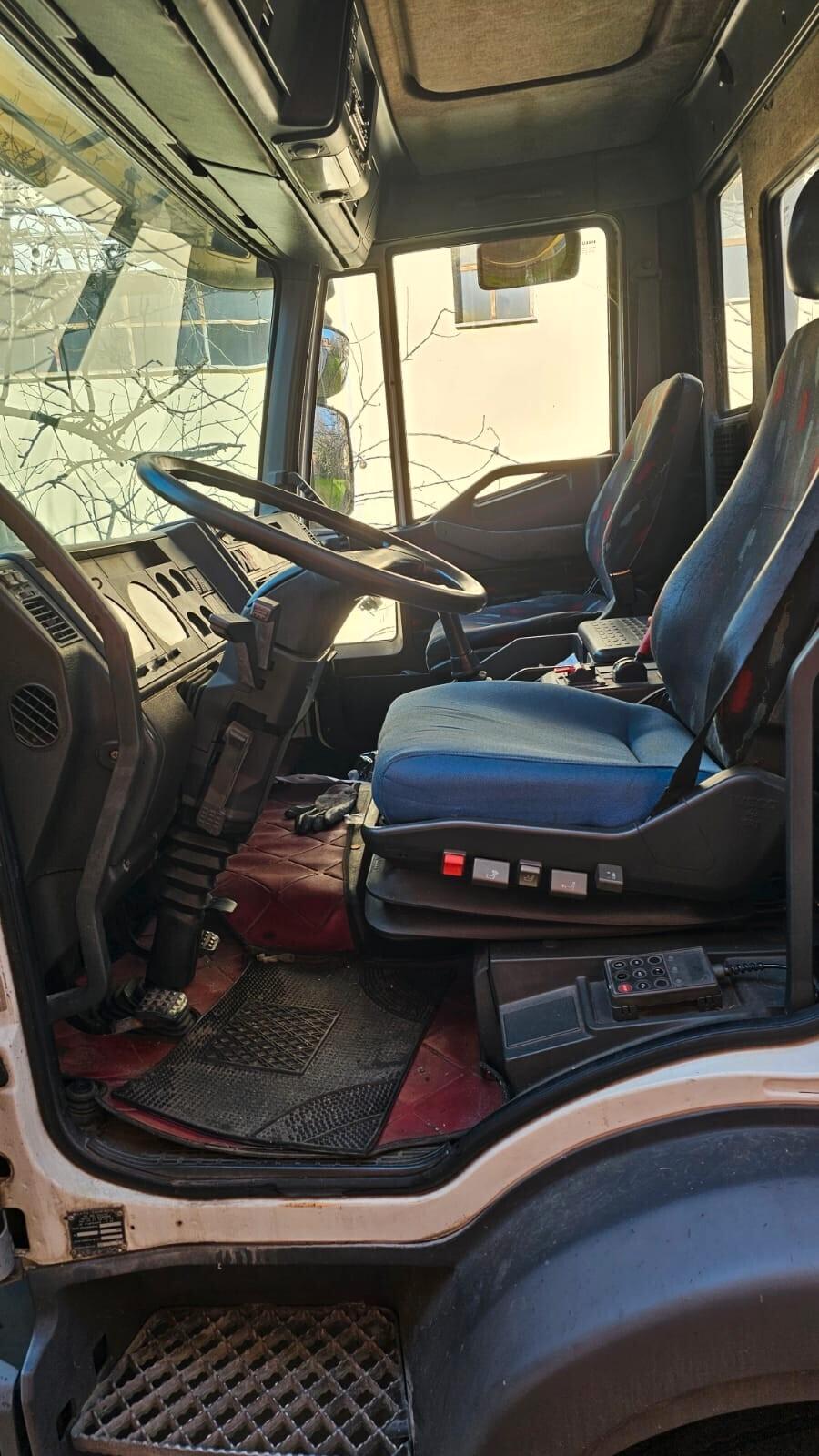 Carroatrezzi Iveco EuroCargo 120 L