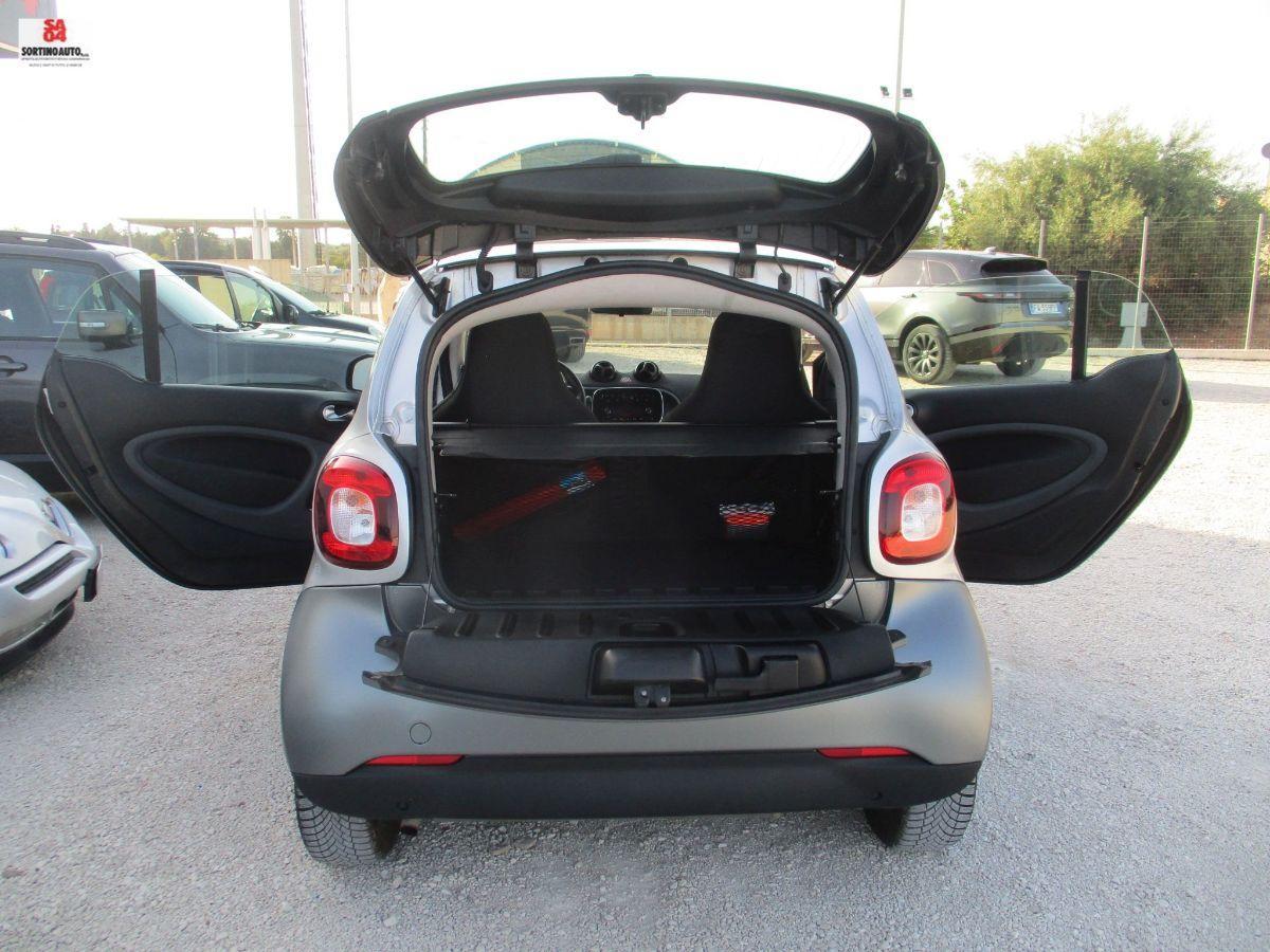 SMART Fortwo 70 1.0 t.amic Passion-2018 KM70000