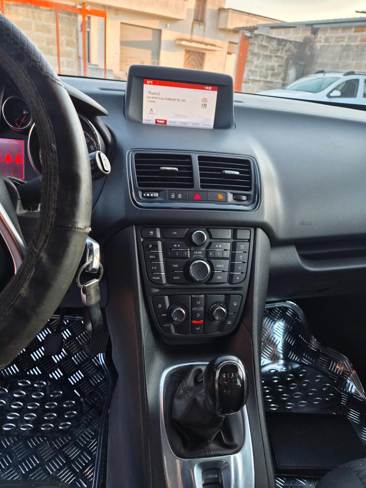 Opel Meriva 1.4 Turbo 120CV GPL Tech Design Edition