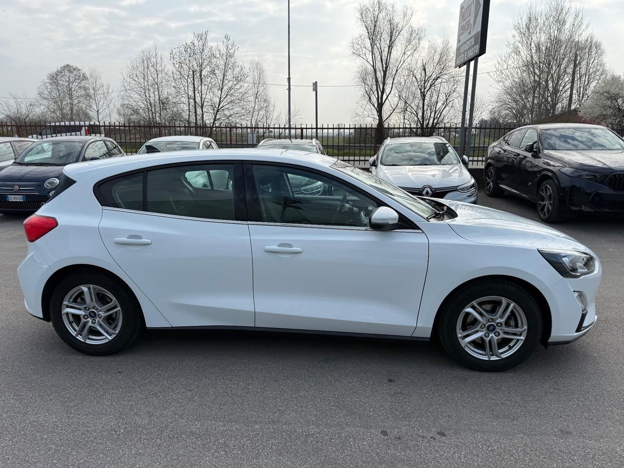 Ford Focus Berlina 1.5 120 CV automatico 5p. Business Co-Pilot
