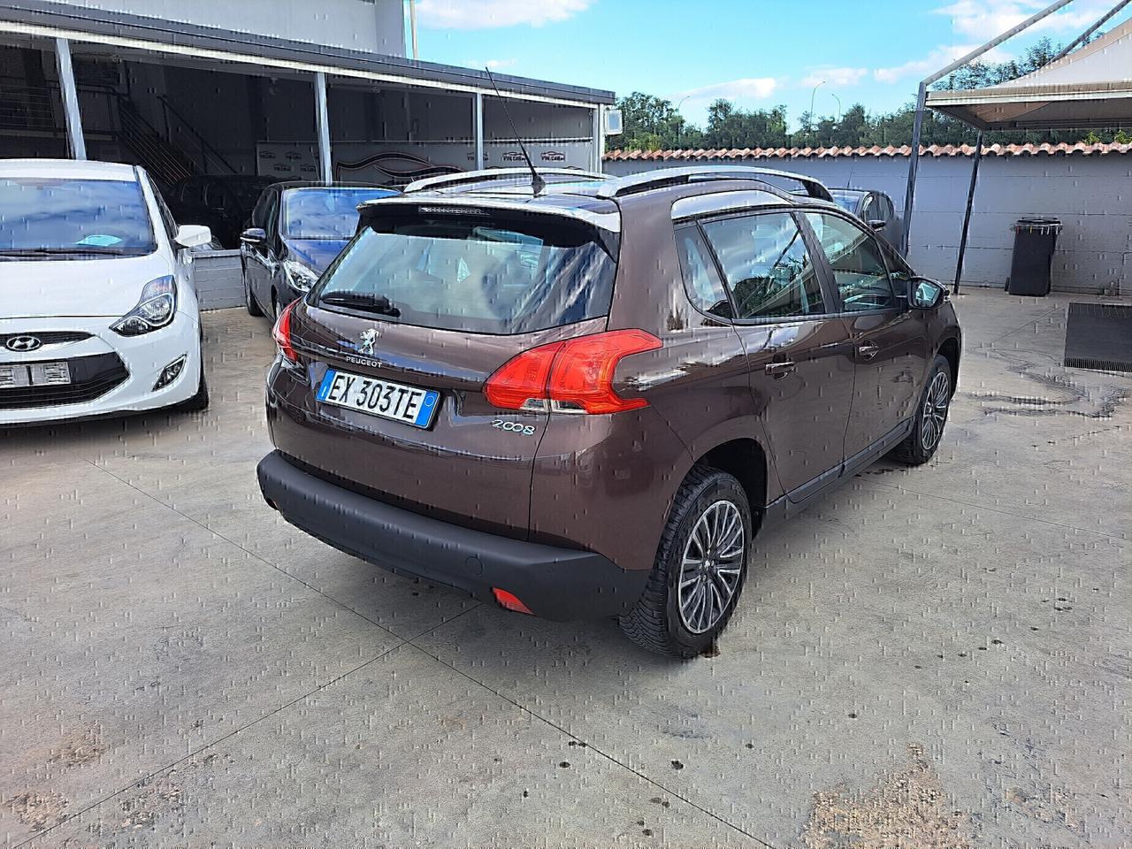 Peugeot 2008 1.2 Benzina PureTech 82Cv Allure