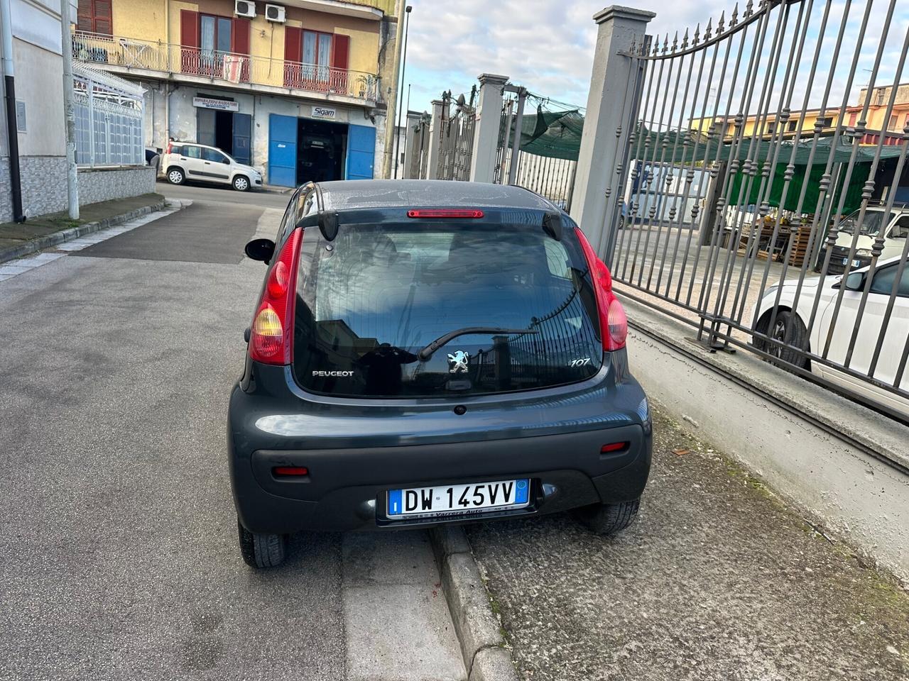 Peugeot 107 1.0 68CV 5p. Sweet Years Km 117.000