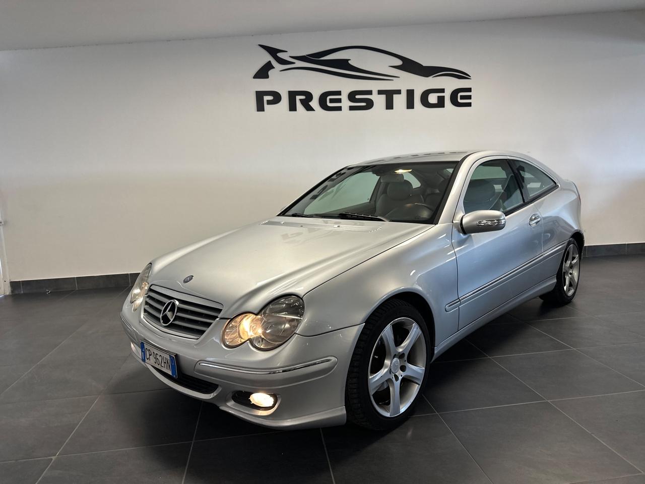 MERCEDES-BENZ C 220 COUPE 150CV MANUALE