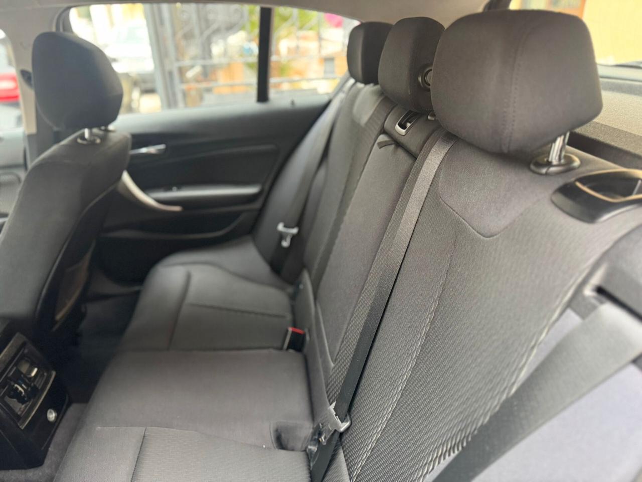 Bmw 116d 5p. Efficient Dynamics Urban