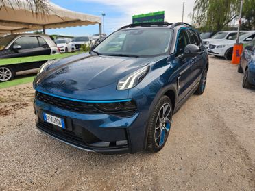 Lynk&co 01 1.5 td phev