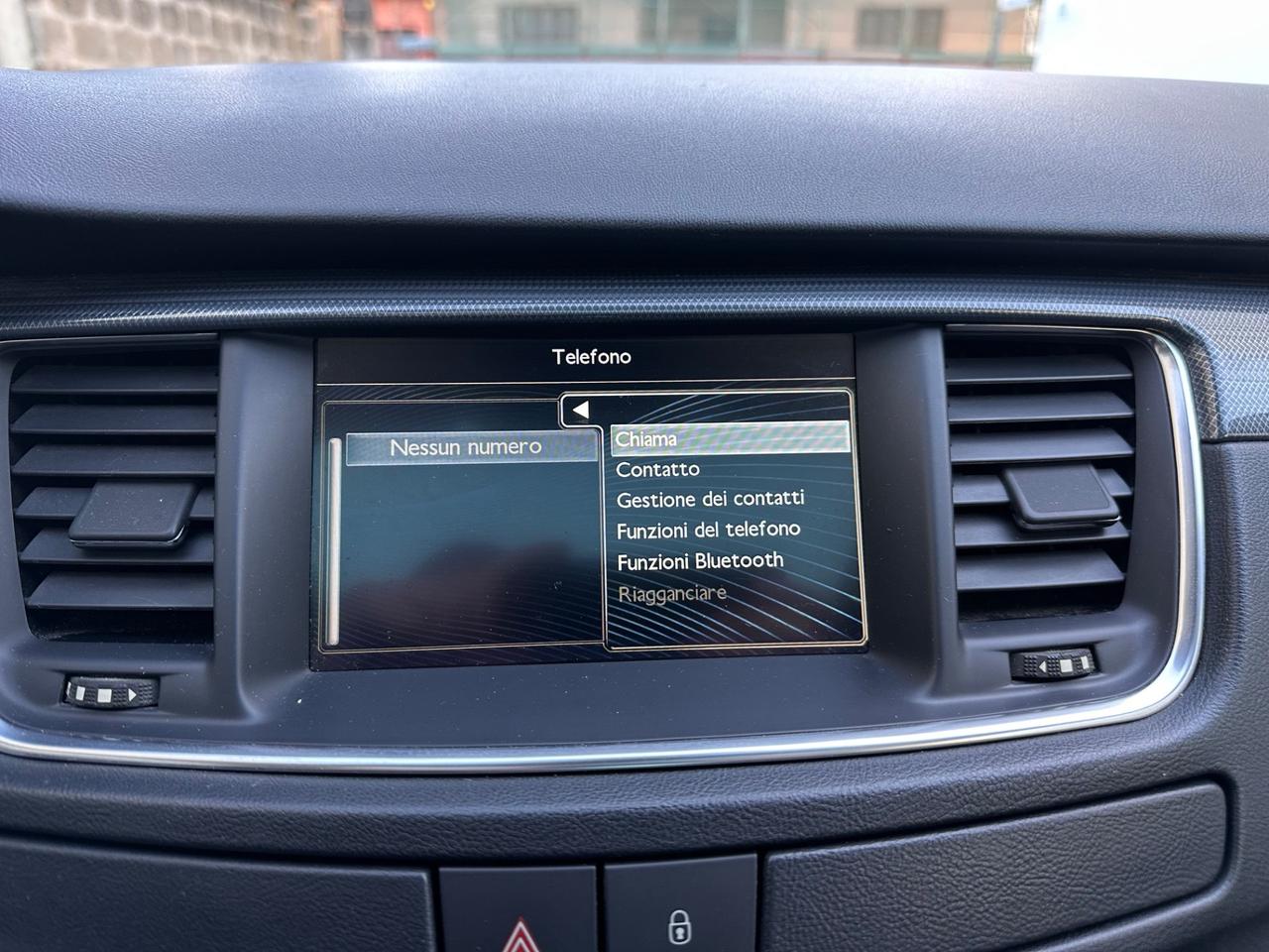 Peugeot 508 1.6 e-HDi 115CV cambio robotizzato S&S SW Ciel Allure