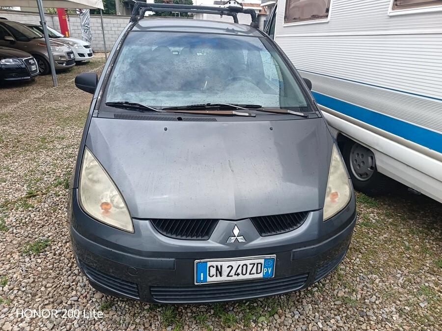 Mitsubishi Colt 1.3 16V 5p. Invite