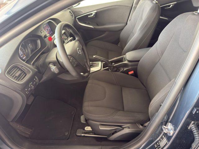VOLVO V40 Cross Country D2 Geartronic