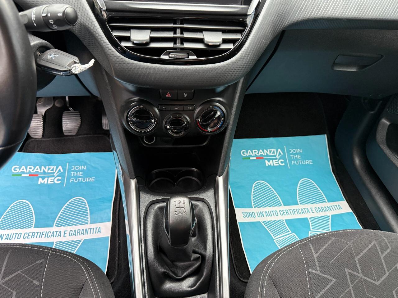 Peugeot 2008 PureTech 82 S&S Allure
