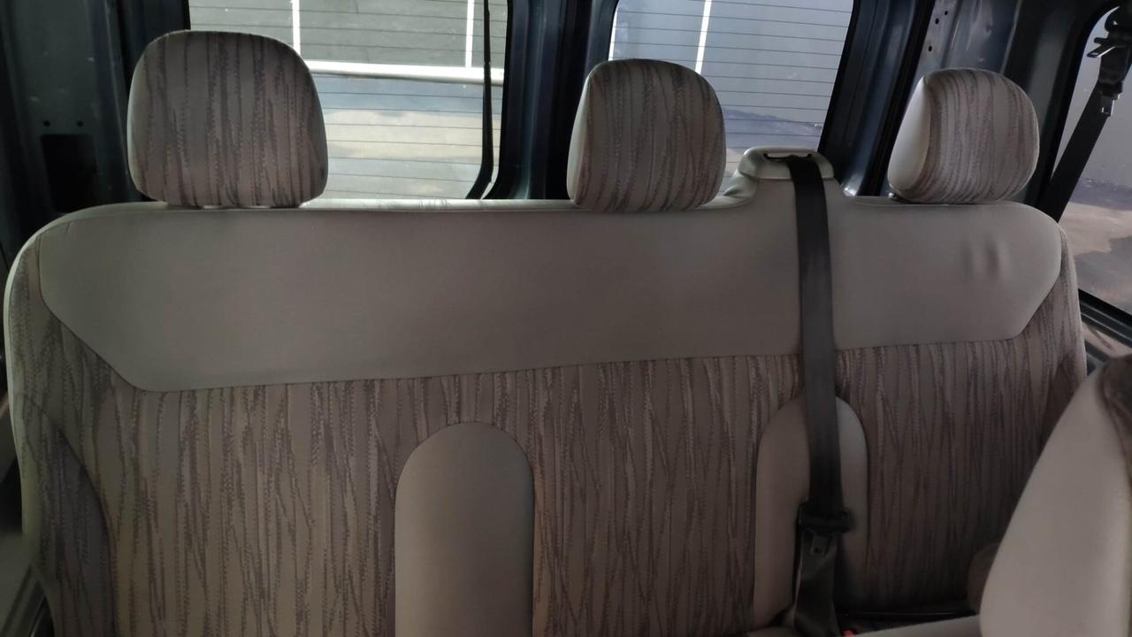 Nissan Primastar 2000cc Diesel 115 CV 9P