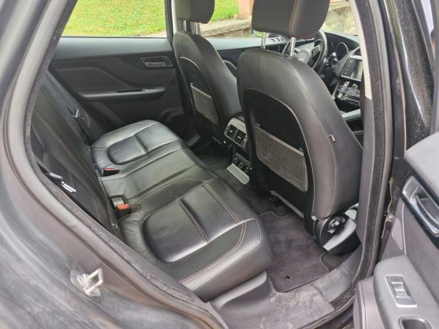JAGUAR F-Pace 2.0 D 180 CV aut. Prestige